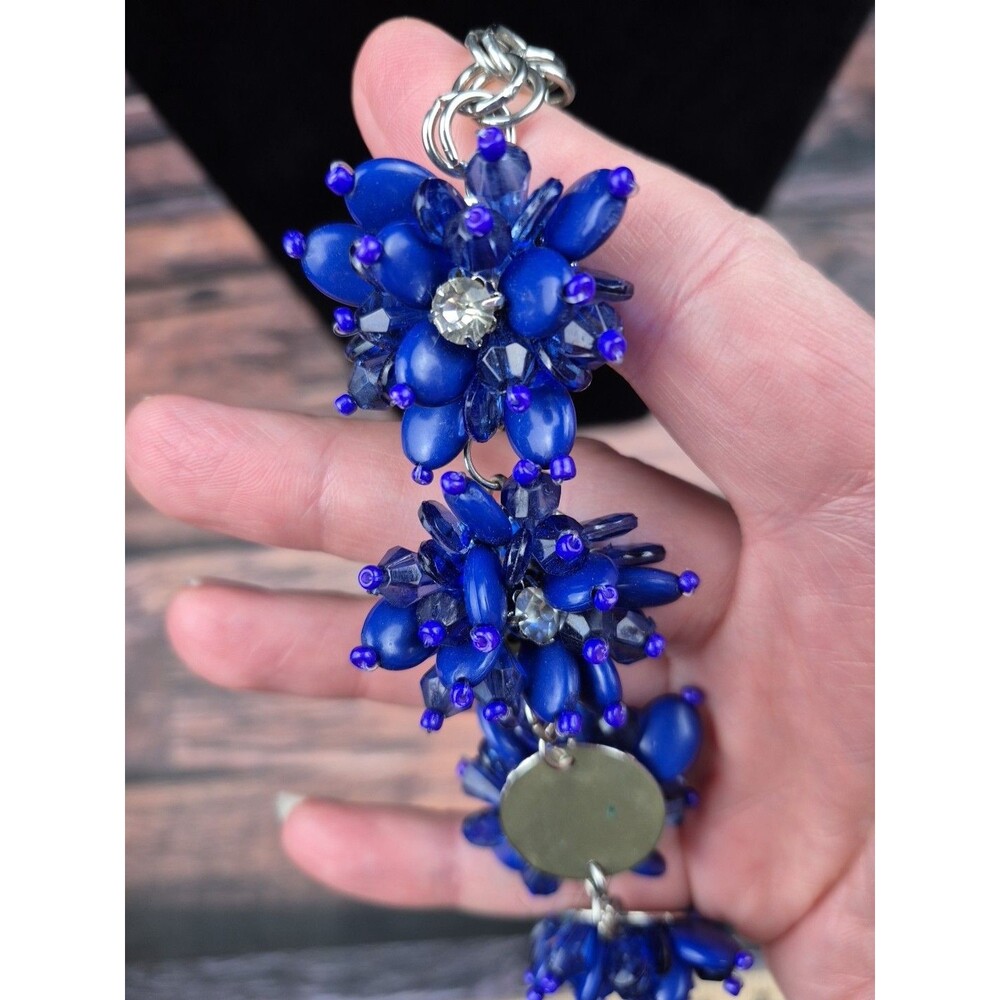 Vtg Lucite Flower Cluster Necklace Blue Crystal‎ Silver Tone 17–19" Cottagecore - Picture 9 of 14